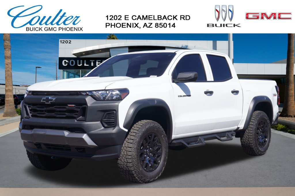 Certified 2025 Chevrolet Colorado Trail Boss AWD/4WD image 1