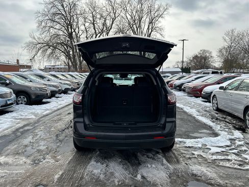 Used 2014 Chevrolet Traverse LT image 15