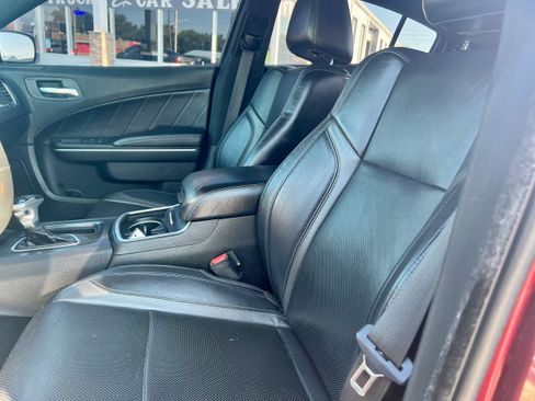Used 2018 Dodge Charger GT AWD/4WD image 11