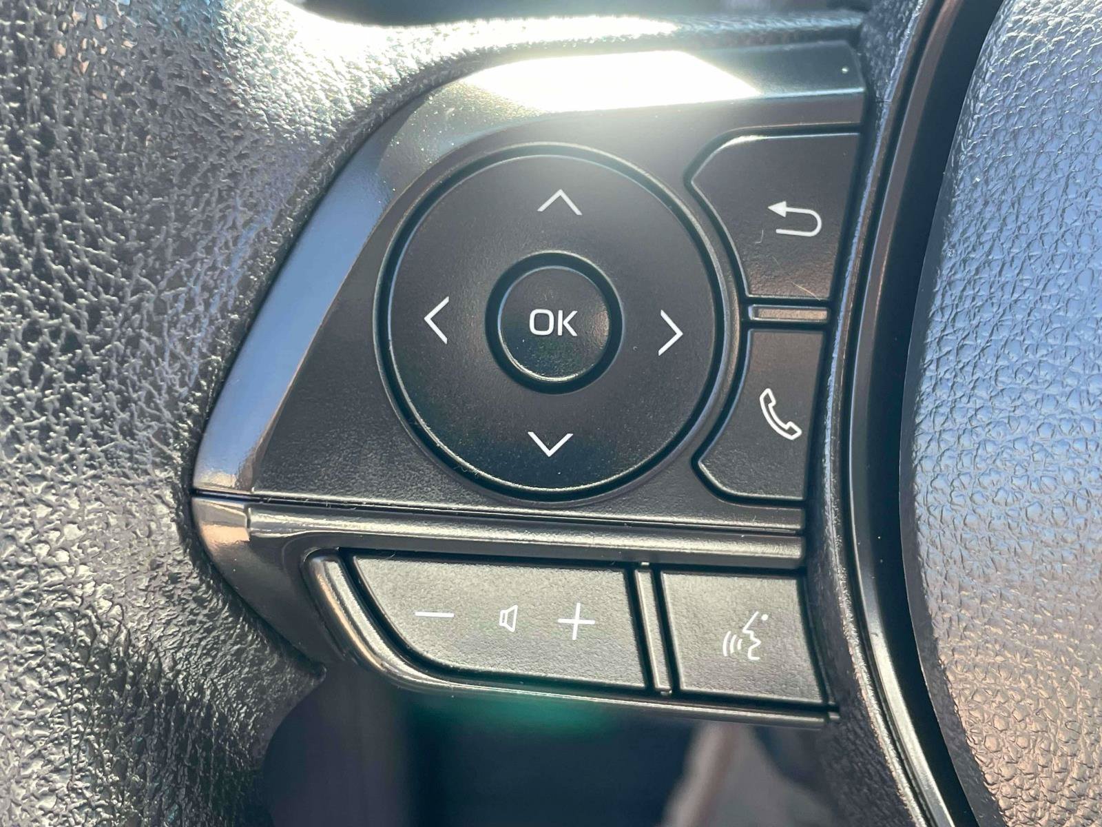 Used 2024 Toyota Corolla LE FWD image 18