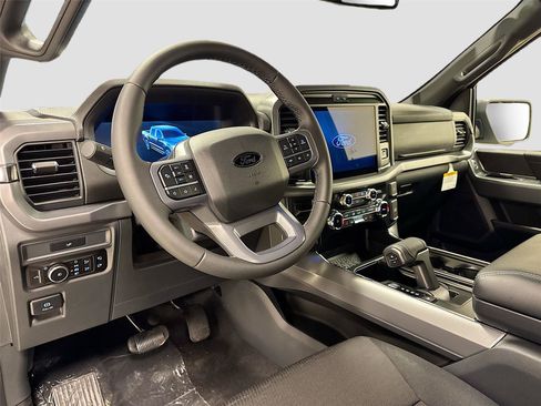 New 2026 Ford F150 XLT w/ Equipment Group 302A MID AWD/4WD image 9