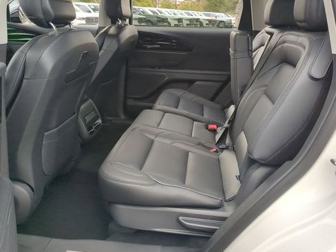 New 2026 Lincoln Nautilus Premier image 21