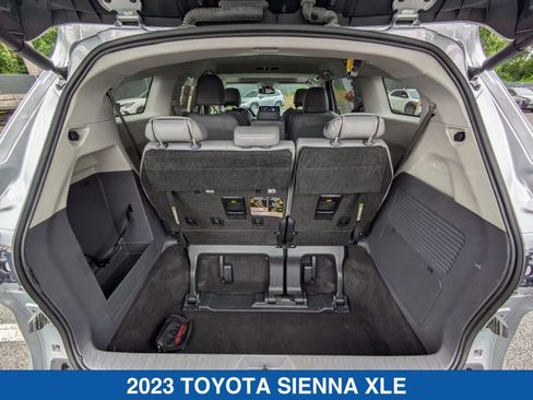 Used 2023 Toyota Sienna XLE image 35