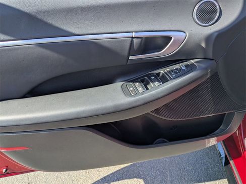 Used 2025 Hyundai Sonata SEL image 15