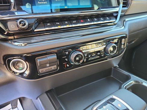 Used 2023 Chevrolet Silverado 1500 ZR2 w/ ZR2 Bison Edition image 35