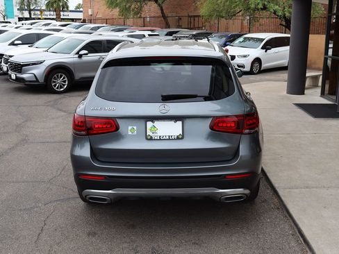 Used 2021 Mercedes-Benz GLC 300 image 10