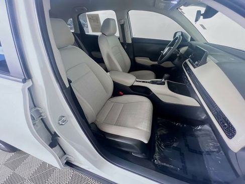 Used 2025 Honda HR-V LX image 30