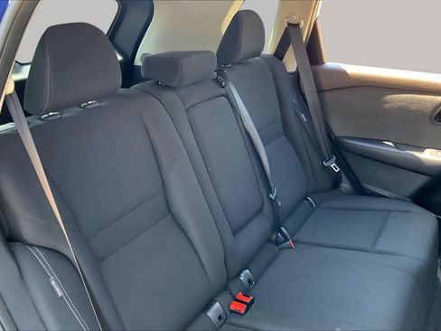 Used 2023 Nissan Rogue S AWD/4WD image 20