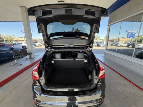 Used 2013 Ford Focus ST FWD image 18