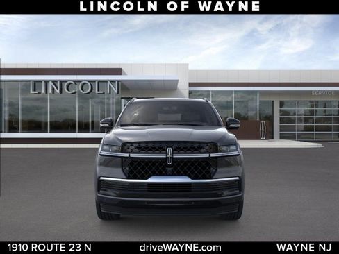 New 2025 Lincoln Navigator Reserve w/ Jet Appearance Package AWD/4WD image 6
