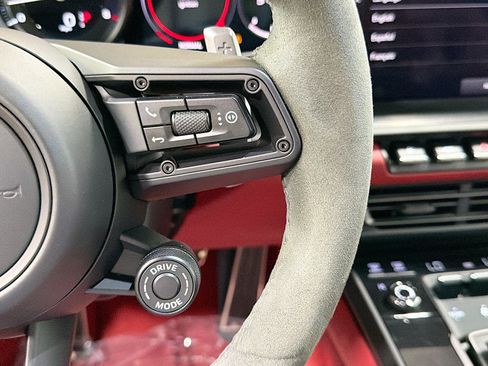 Certified 2023 Porsche 911 Targa 4 GTS AWD/4WD image 34