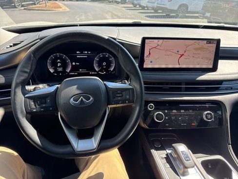 Used 2023 INFINITI QX60 Luxe w/ Cargo Package image 3