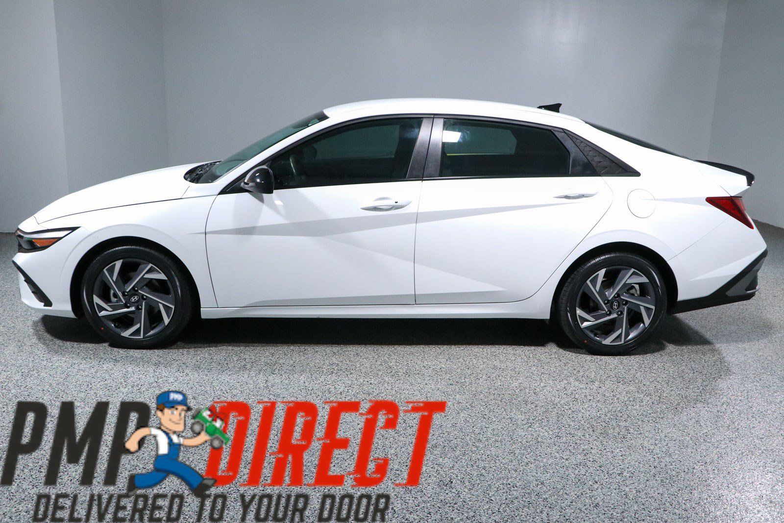 Used 2025 Hyundai Elantra Sport FWD image 10