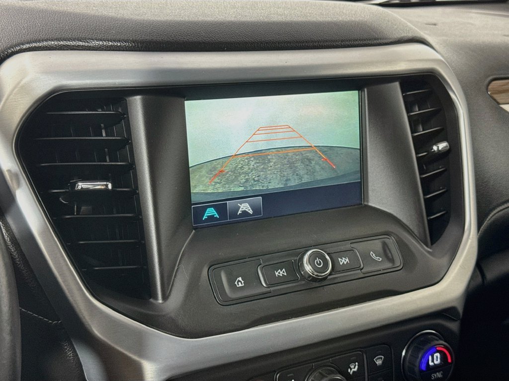 Used 2017 GMC Acadia SLE AWD/4WD image 15