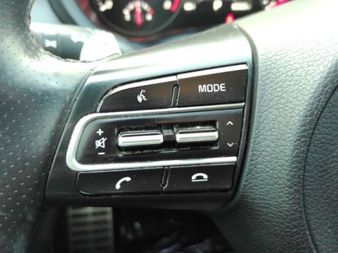 Used 2018 Kia Stinger GT2 image 37