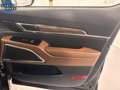 Used 2020 Kia Telluride SX w/ SX Prestige Package image 19