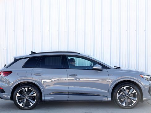 Used 2024 Audi Q4 e-tron Premium Plus w/ Premium Plus image 54
