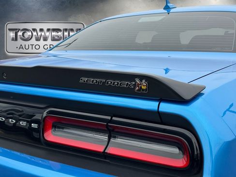 Used 2023 Dodge Challenger R/T Scat Pack RWD image 6