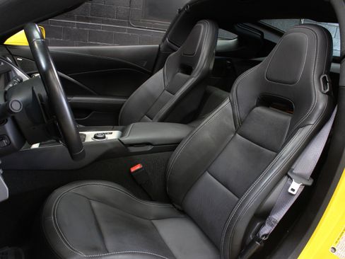 Used 2017 Chevrolet Corvette Z06 image 28