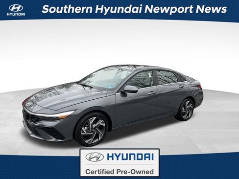 Certified 2025 Hyundai Elantra Limited image 1