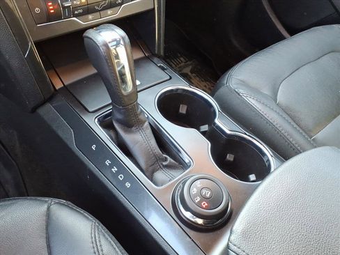 Certified 2017 Ford Explorer XLT w/ Equipment Group 202A image 20