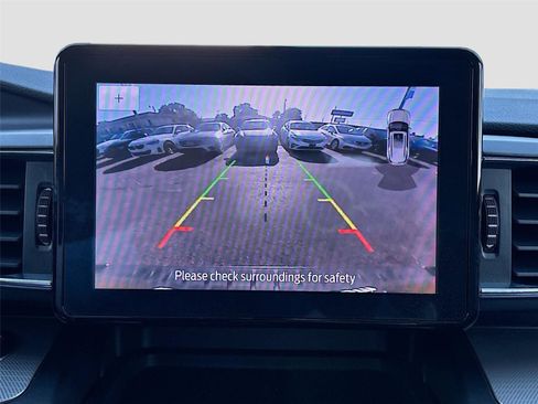 Used 2020 Ford Explorer XLT w/ Equipment Group 202A RWD image 15