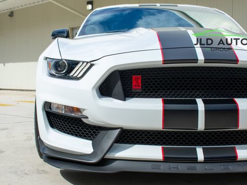 Used 2019 Ford Mustang Shelby GT350R w/ GT350R Equipment Group 920A RWD image 29