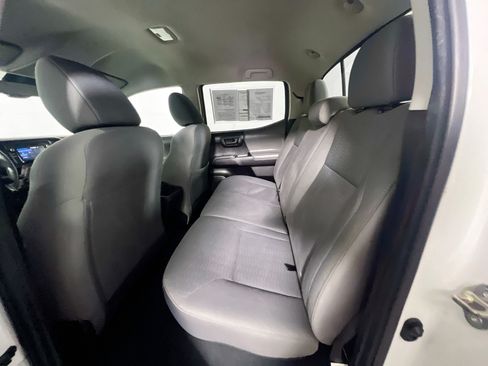 Used 2019 Toyota Tacoma SR w/ SR Convenience Package RWD image 28