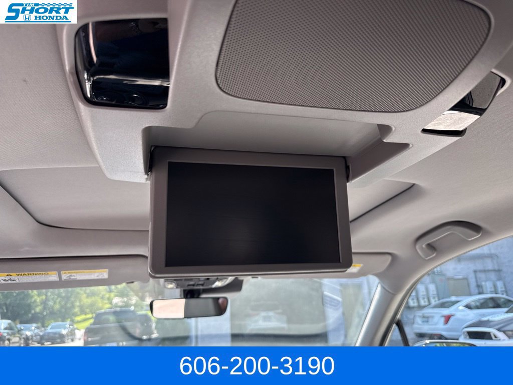 Used 2021 Honda Pilot Elite image 24