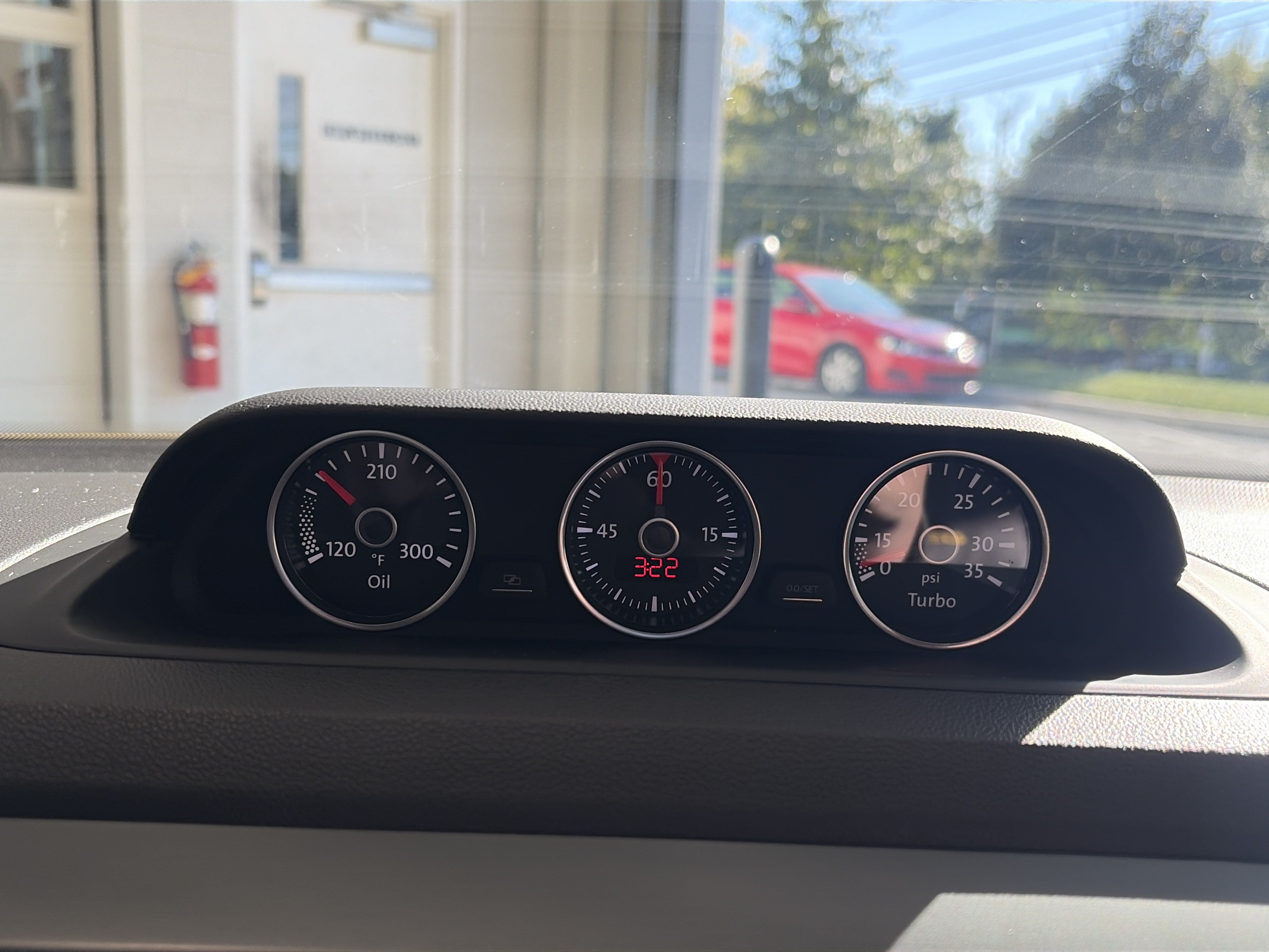 Used 2014 Volkswagen Beetle GSR FWD image 55
