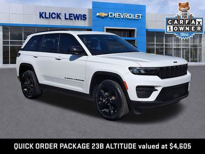 Used 2023 Jeep Grand Cherokee Altitude