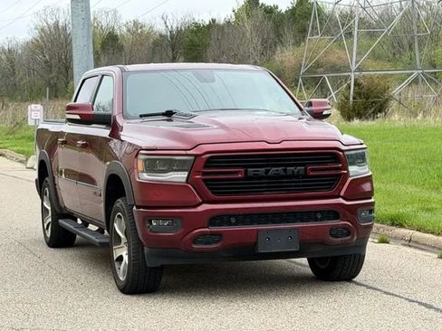 Used 2019 RAM 1500 Sport w/ Level 2 Equipment Group AWD/4WD image 3