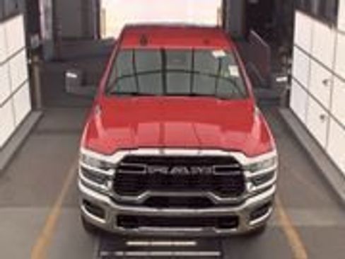 Used 2026 RAM 2500 Big Horn AWD/4WD image 2