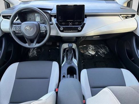 Certified 2025 Toyota Corolla LE image 23