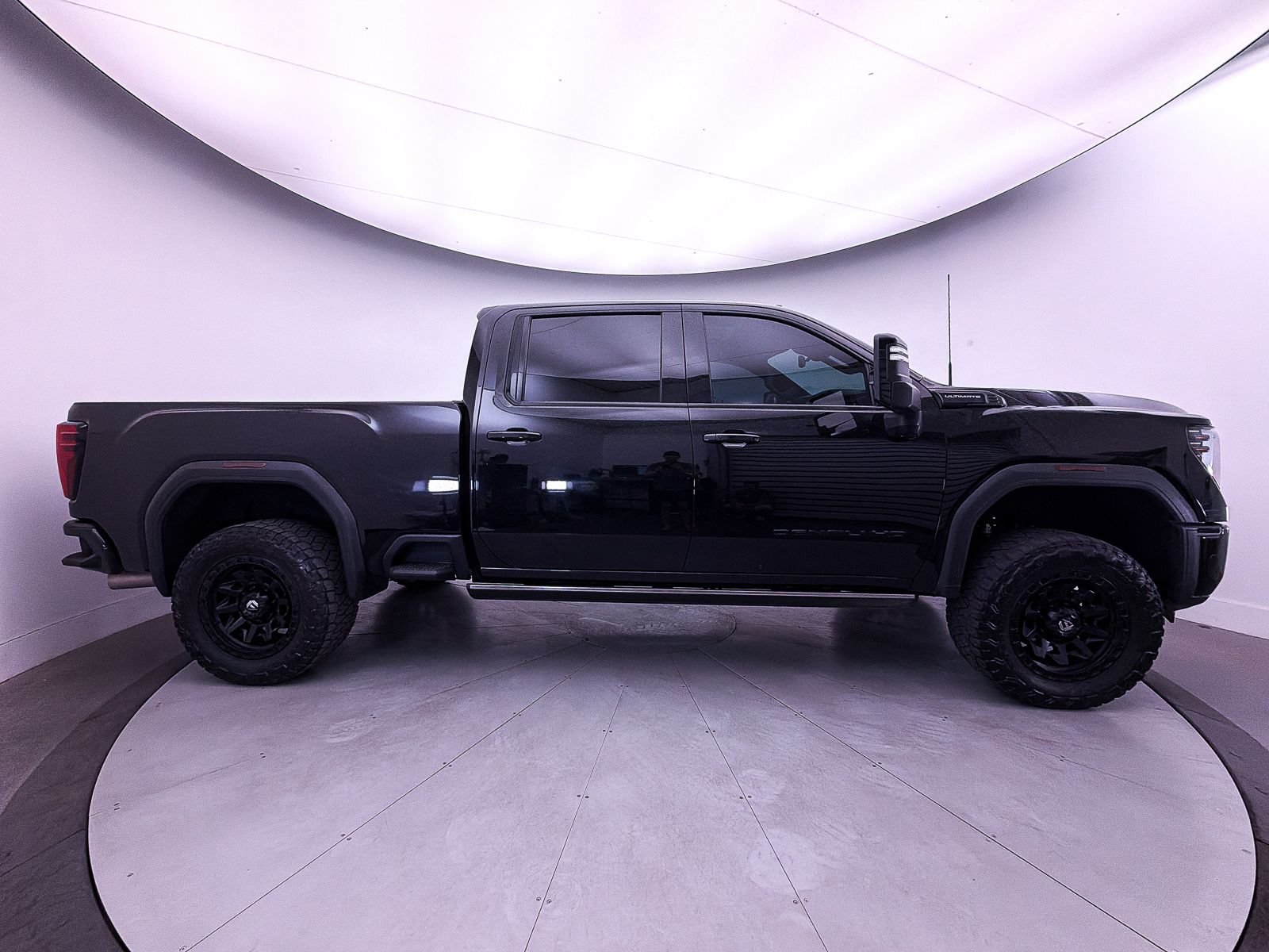 Used 2024 GMC Sierra 2500 Denali Ultimate AWD/4WD image 45