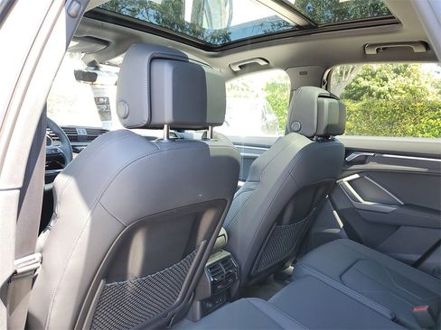 New 2025 Audi Q3 2.0T Premium image 26