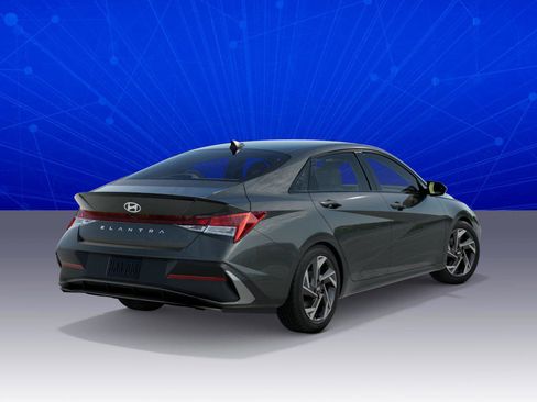 New 2026 Hyundai Elantra SEL Sport FWD image 4
