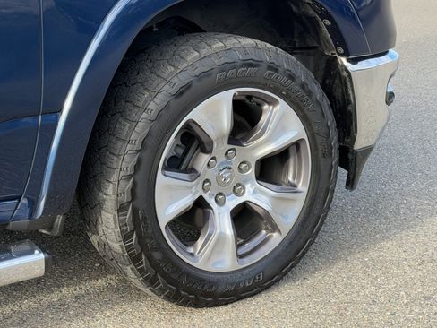 Used 2020 RAM 1500 Laramie image 40