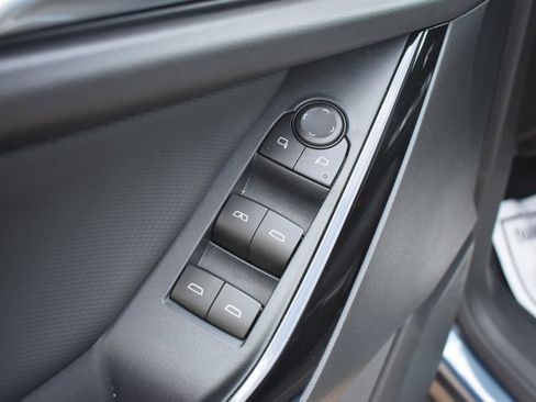 New 2026 Chevrolet Equinox LT FWD image 12