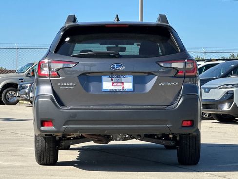 Certified 2025 Subaru Outback Premium w/ Popular Package #1A AWD/4WD image 4