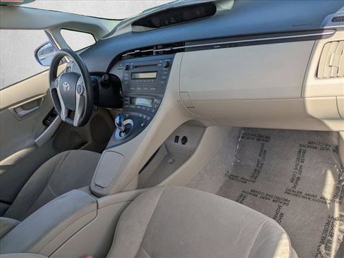 Used 2011 Toyota Prius Two image 19