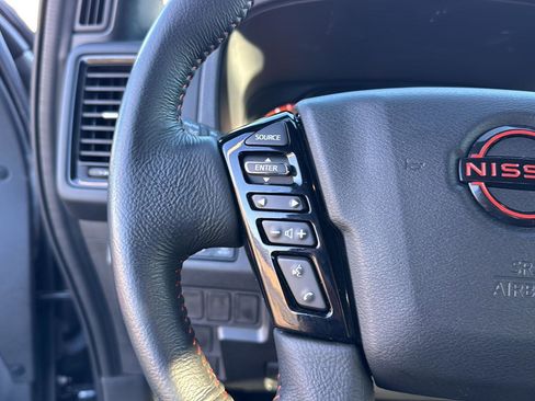 Used 2024 Nissan Frontier Pro-X image 18