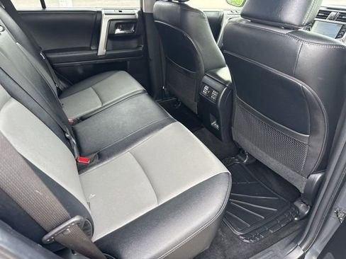 Used 2024 Toyota 4Runner SR5 Premium image 18