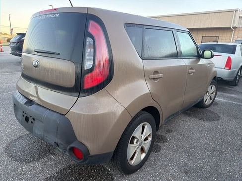 Used 2016 Kia Soul image 12