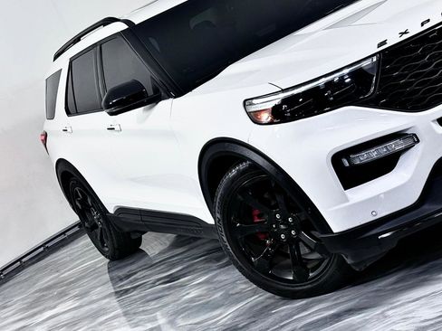 Used 2020 Ford Explorer ST w/ ST Street Pack AWD/4WD image 4