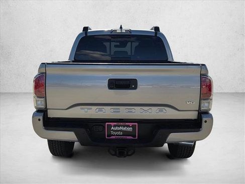 Certified 2021 Toyota Tacoma TRD Off-Road image 7