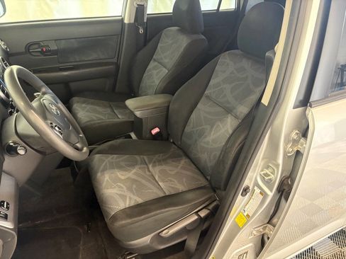 Used 2012 Scion xB image 18