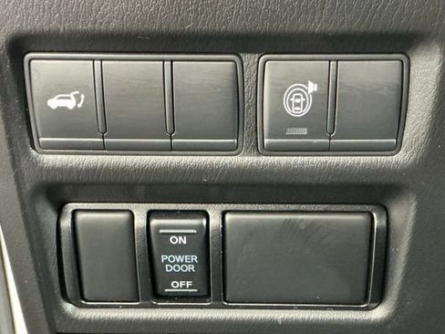 Used 2021 Nissan Armada SL w/ Captain's Chairs Package AWD/4WD image 13