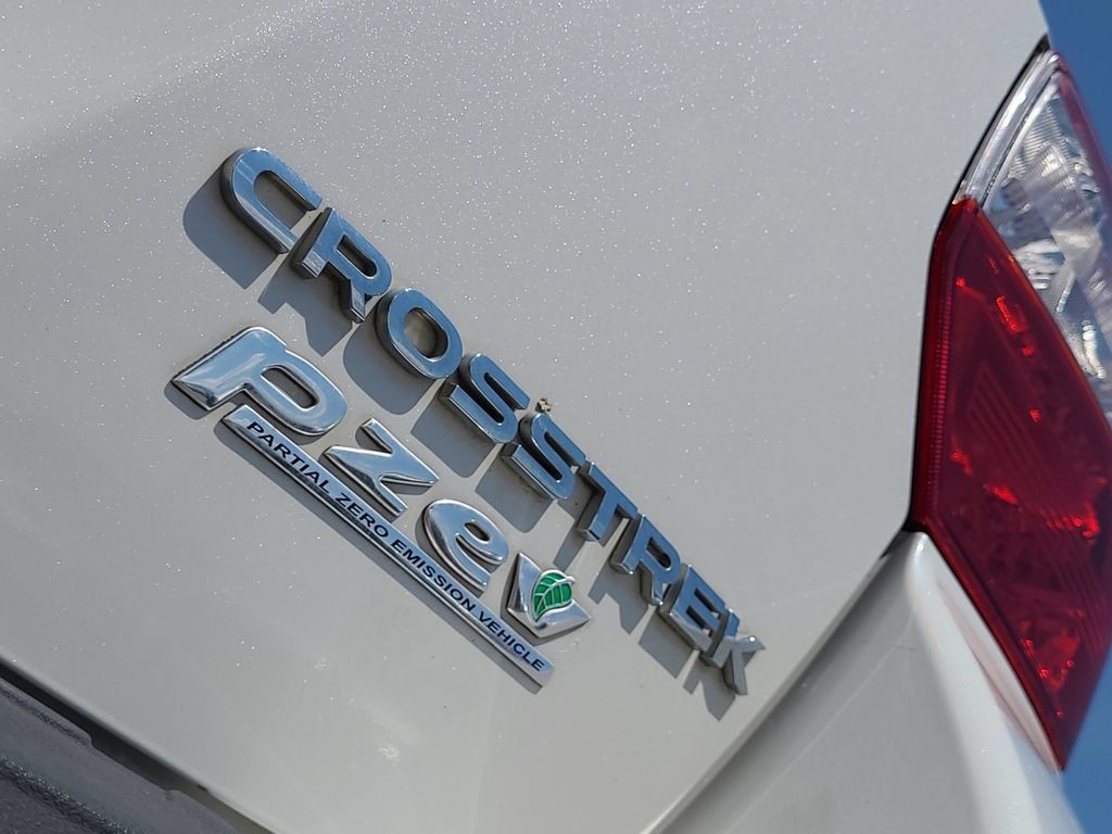 Used 2017 Subaru Crosstrek 2.0i Premium w/ Moonroof Package AWD/4WD image 16