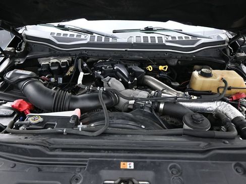 Used 2018 Ford F350 Lariat w/ Chrome Package AWD/4WD image 27